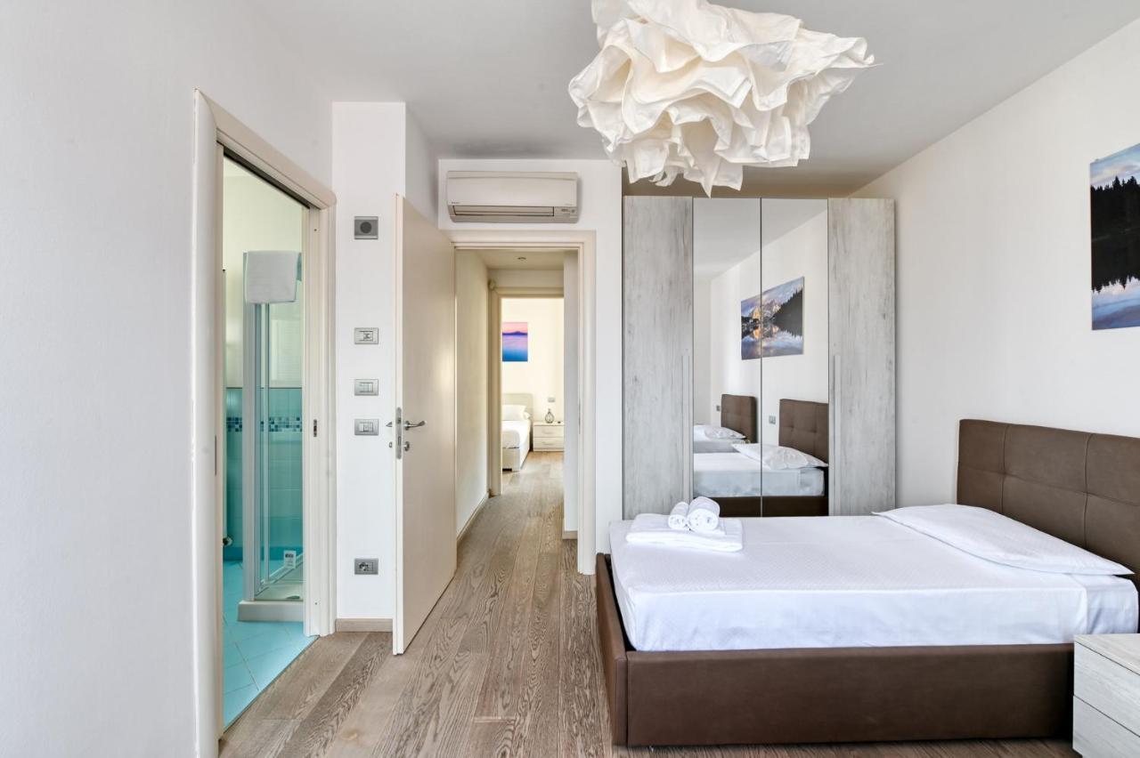 Pearl House - Sirmione Holiday - Jacuzzi Privata Exterior foto