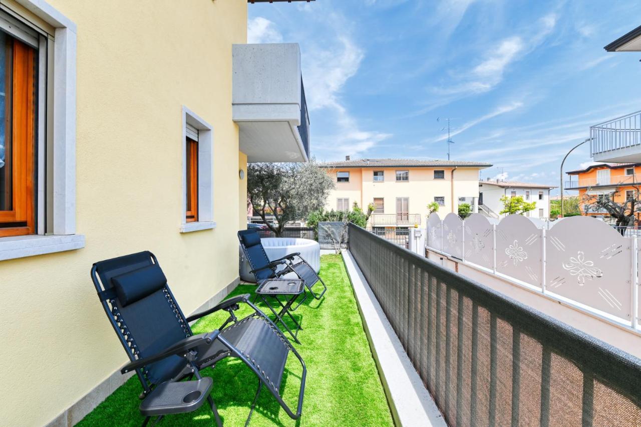 Pearl House - Sirmione Holiday - Jacuzzi Privata Exterior foto