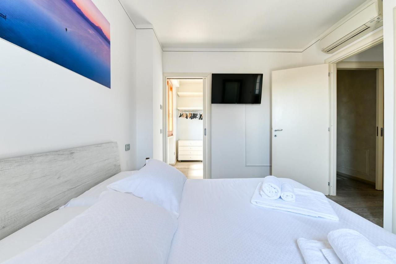 Pearl House - Sirmione Holiday - Jacuzzi Privata Exterior foto